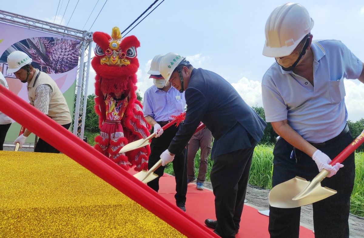 陸軍砲兵訓練指揮部 關廟湯山營區新光大道擴、整建工程動土典禮