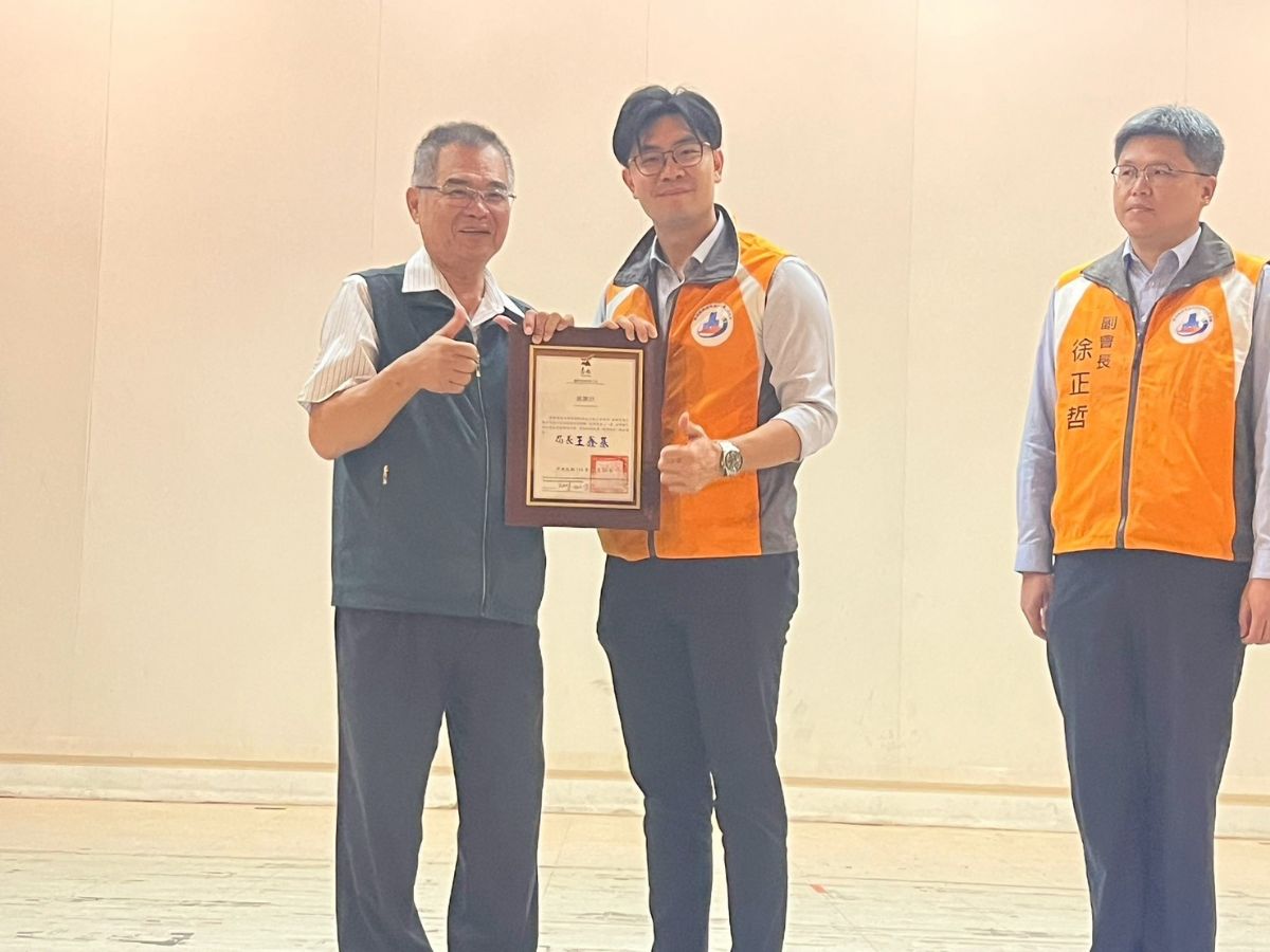 丹娜絲颱風賑災餘款捐贈臺南做工行善團